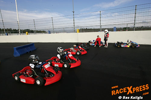 Karten voor kids op RaceWay Venray; karting vanaf 4 jaar